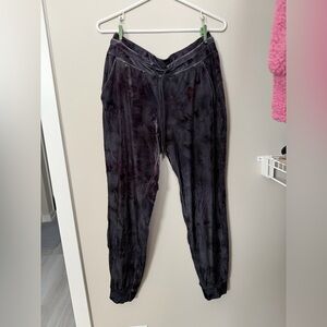 Lululemon Ready to Crush High-Rise Velour Jogger *Full Length